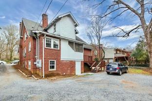 549 2nd St Ne #B - Photo 1 of 1