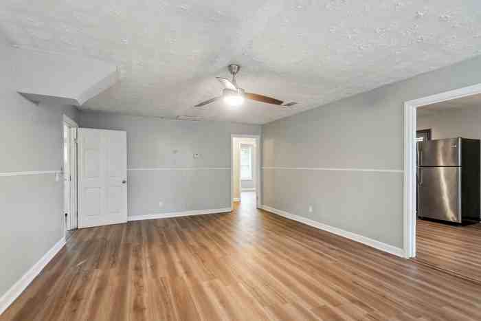 2550 Farmer Rd Nw - Photo 2 of 11