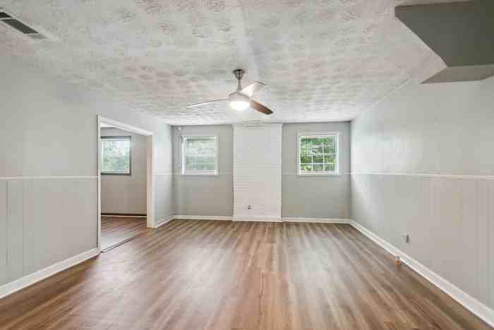 2550 Farmer Rd Nw - Photo 3 of 11