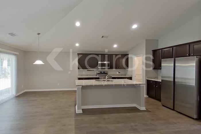 114 Bluff Rd - Photo 6 of 21