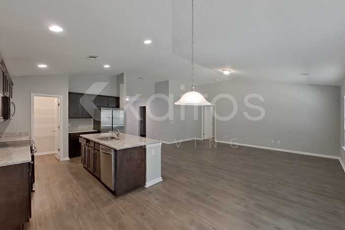 114 Bluff Rd - Photo 7 of 21