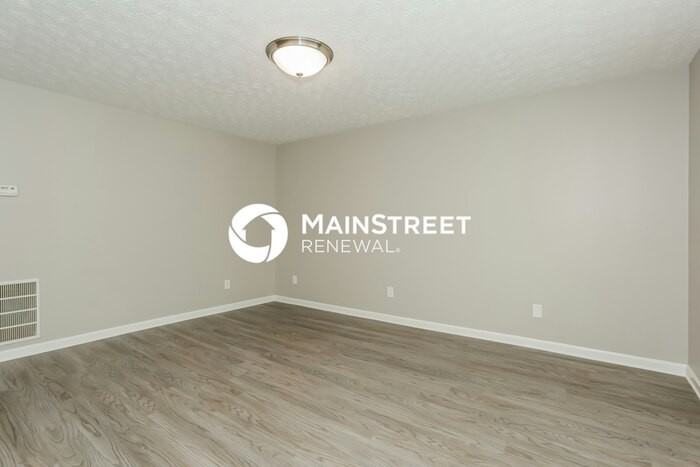 3323 Waldrop Trl - Photo 5 of 17