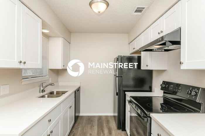 101 Liesa St - Photo 7 of 15