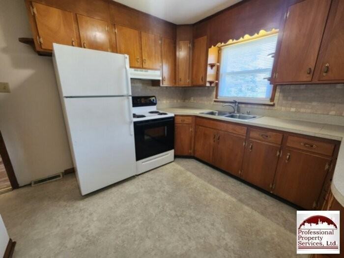 20741 Keadle Rd - Photo 4 of 17