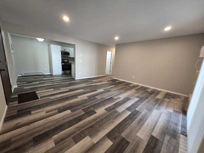 2816 S 17th St #201 - Photo 5 of 18
