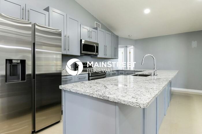 1054 Summer Glen Dr - Photo 7 of 15