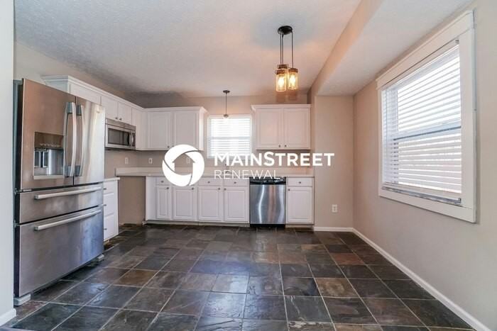 9010 Trinity Cir - Photo 5 of 17