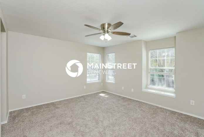 343 Remington Creek Dr - Photo 5 of 17