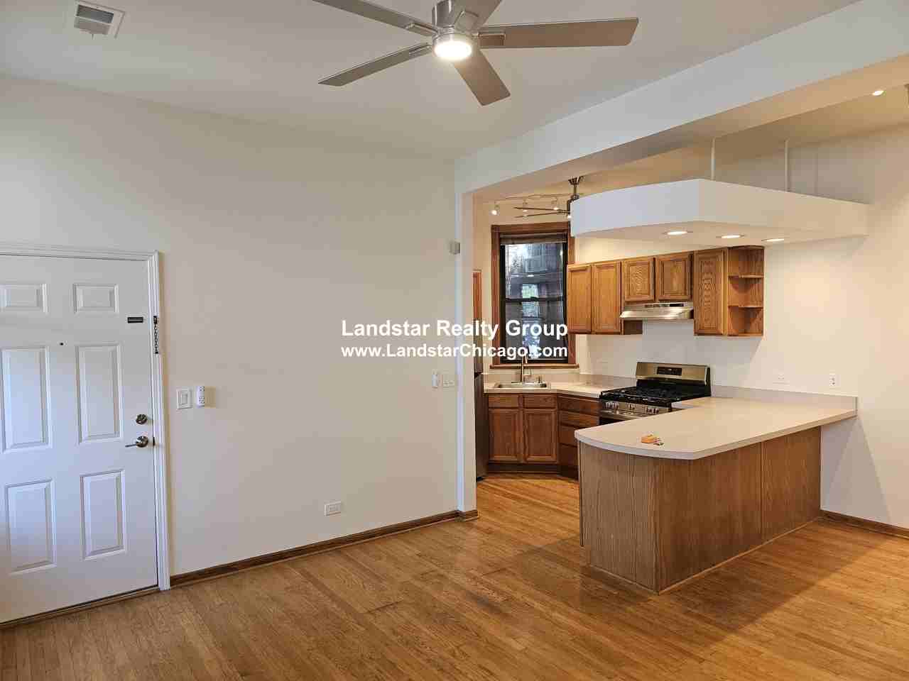 1427 N Wood St #3F - Photo 3 of 15