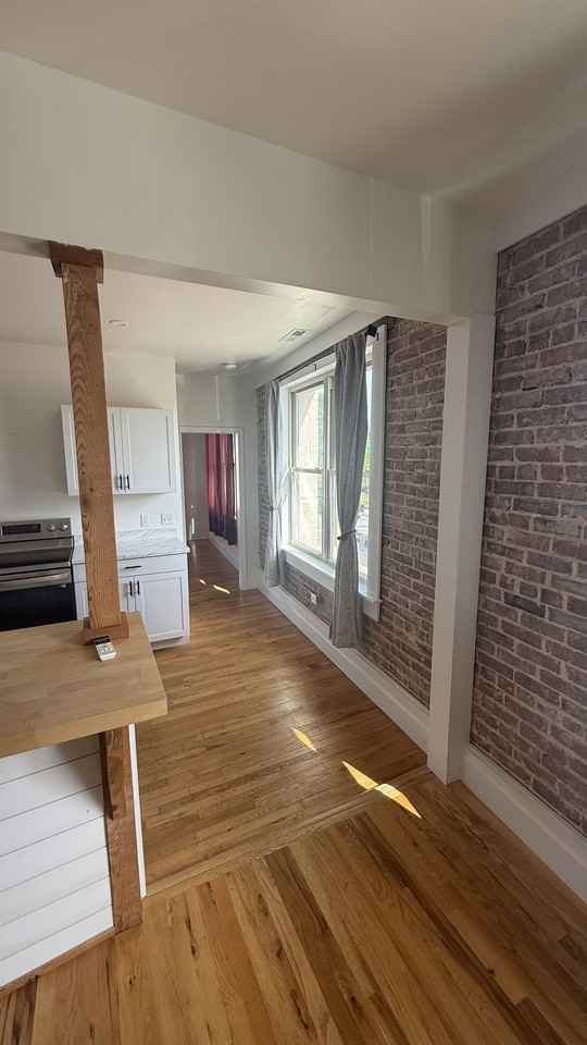 106 Main St W #3 - Photo 6 of 15