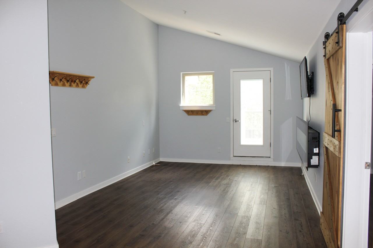 10 Farmers Ln #3A - Photo 2 of 12