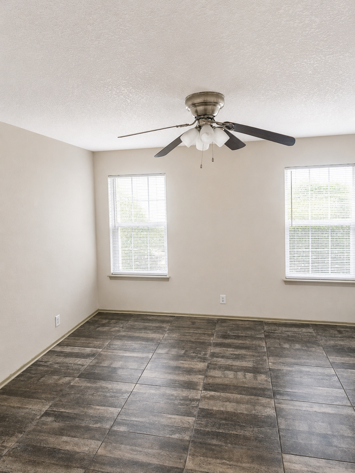 138 Agency Oaks #NA - Photo 3 of 14