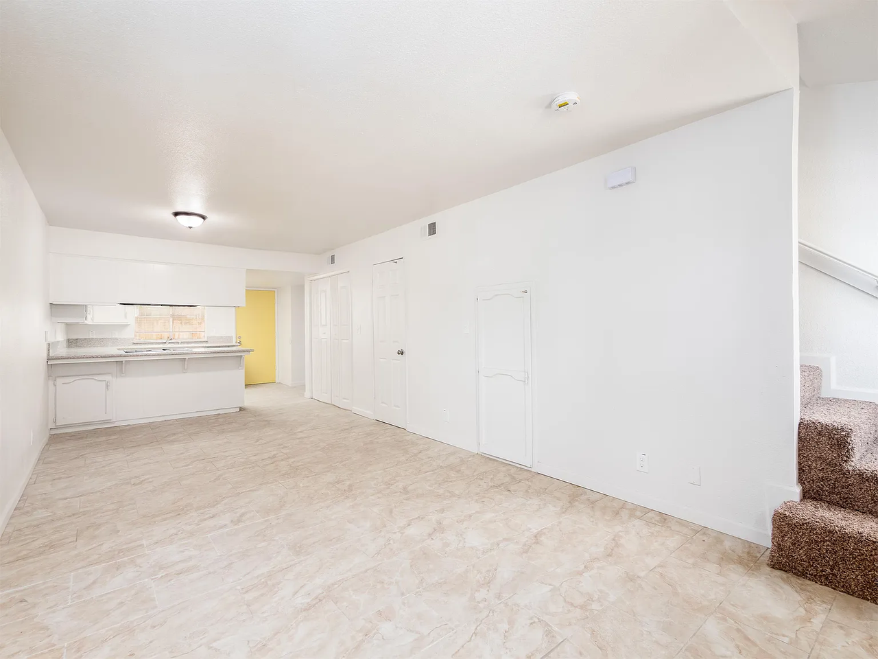 701 S Encina St #A - Photo 4 of 17