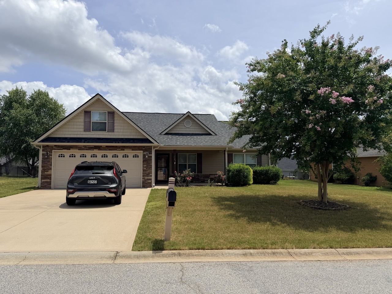 105 Pheasant Ridge Dr #NA - Photo 2 of 4