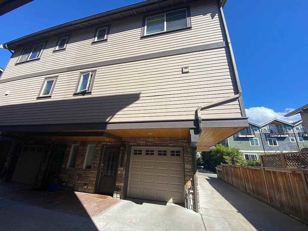 7444 4th Ave Ne #A - Photo 2 of 20