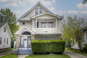 featured image of 3704 W 135th St