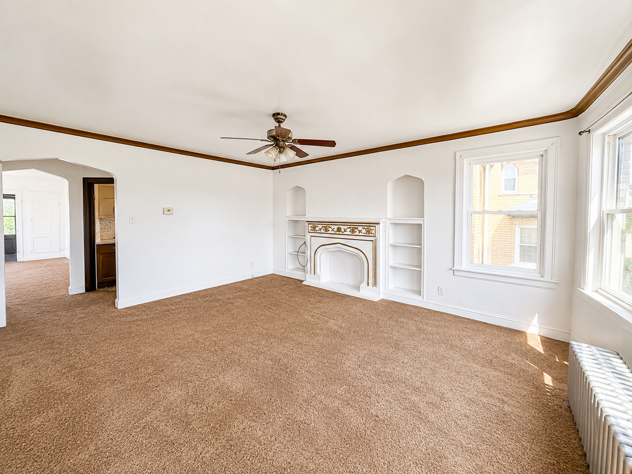 7946 S Honore St #3 - Photo 2 of 9