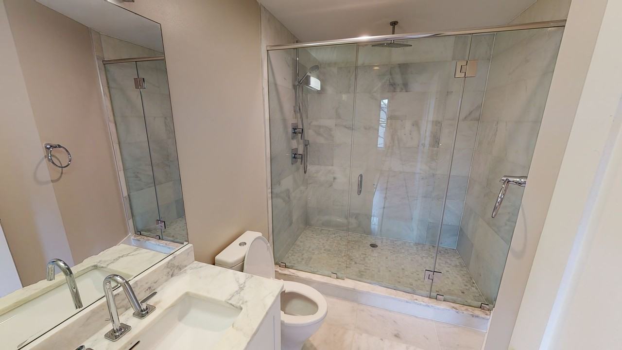 2825 Sherman Ave Nw #2A - Photo 7 of 13