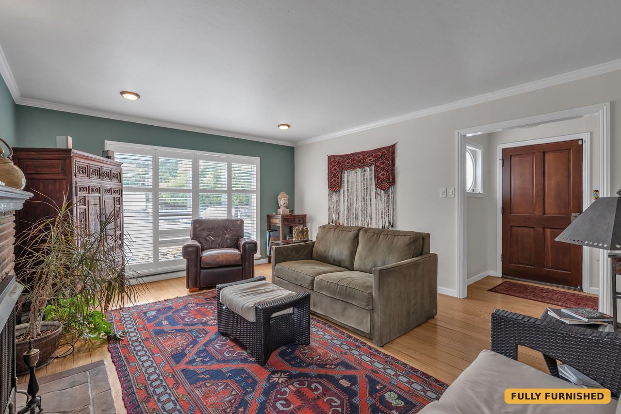 453 Dimm St - Photo 3 of 32