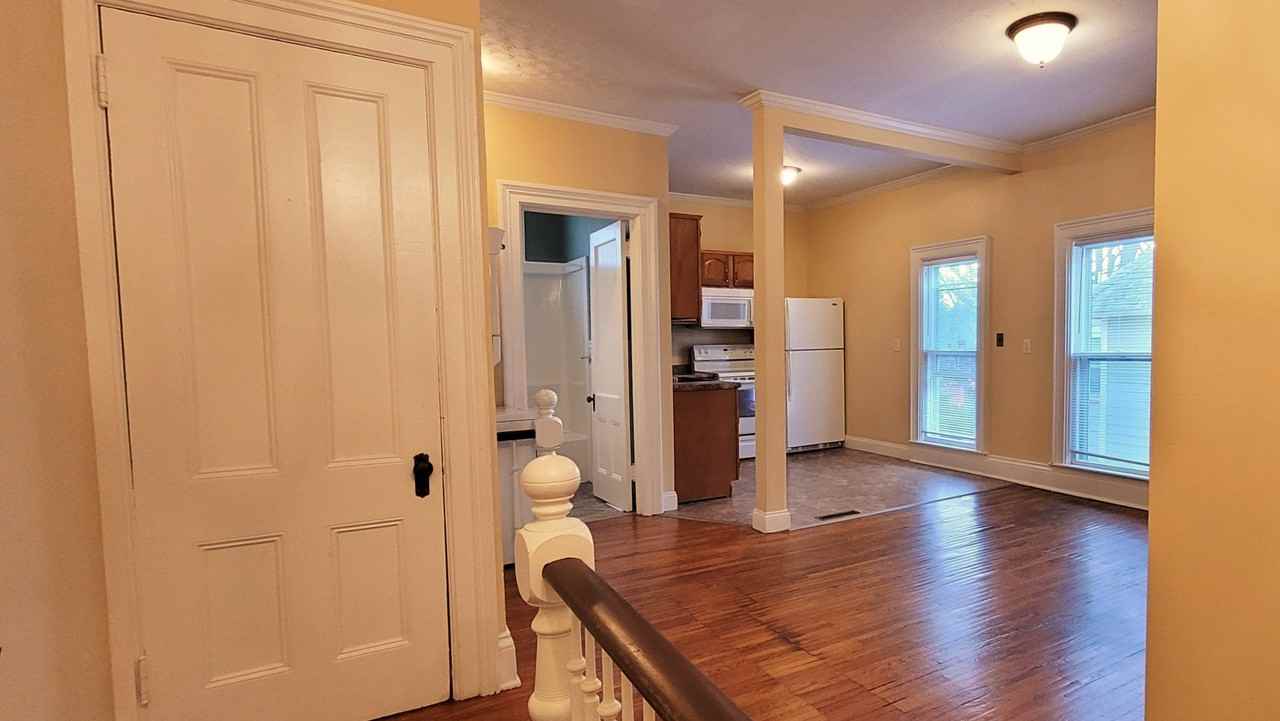 114 Elm St #B - Photo 2 of 19