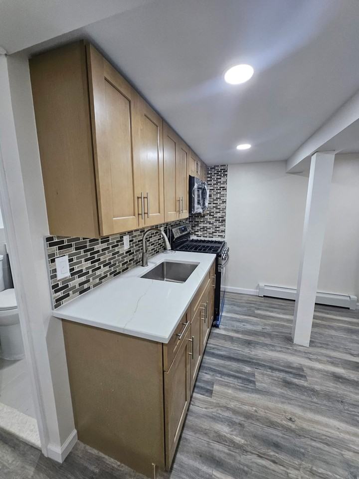 1320 K St #NA - Photo 3 of 15