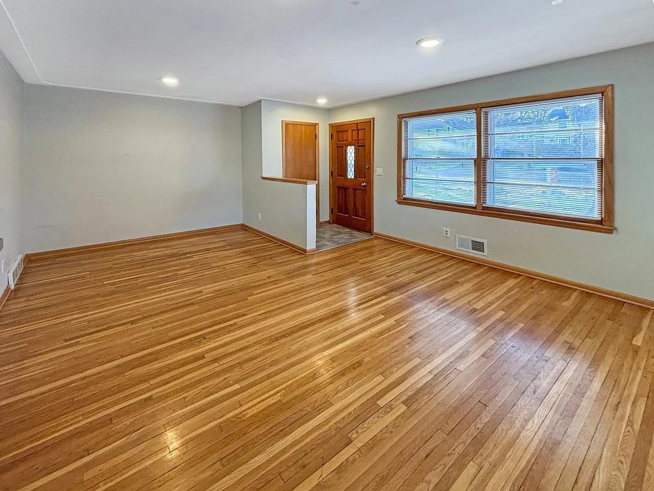 5711 Xerxes Ave S #NA - Photo 3 of 19
