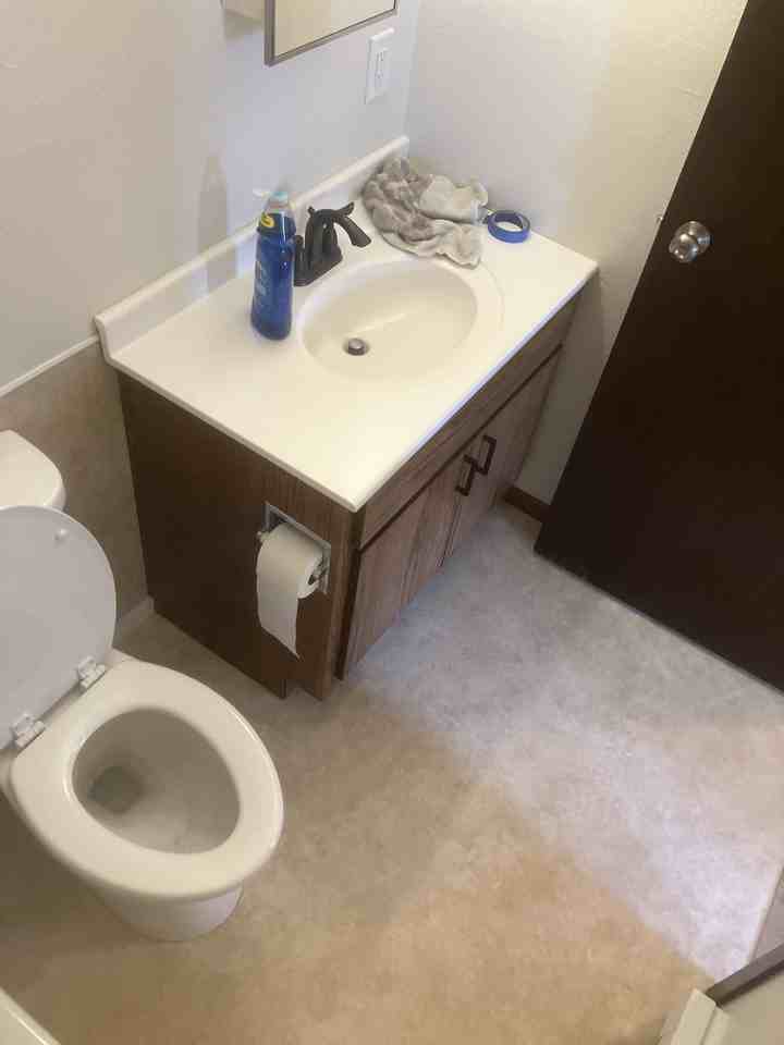 955 Echo Dr Se #4 - Photo 3 of 7