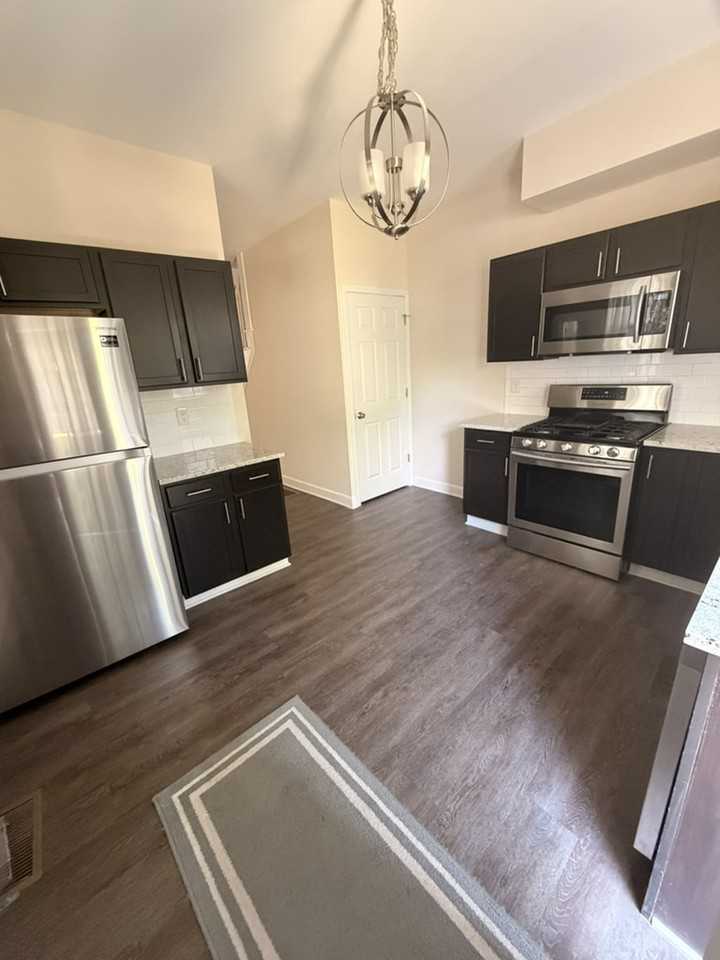 368 E Morrill Ave #368 - Photo 4 of 11