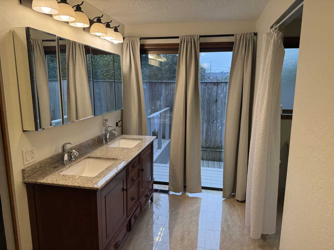 3812 Ash Ave Se #NA - Photo 5 of 14