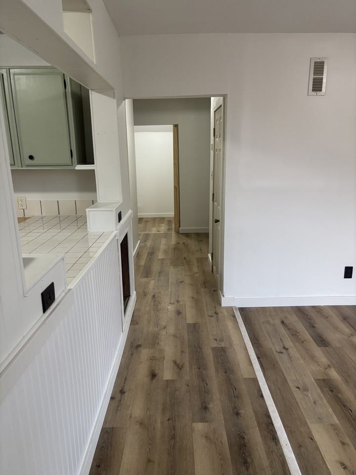 231 E Lincoln Ave #2 - Photo 6 of 21