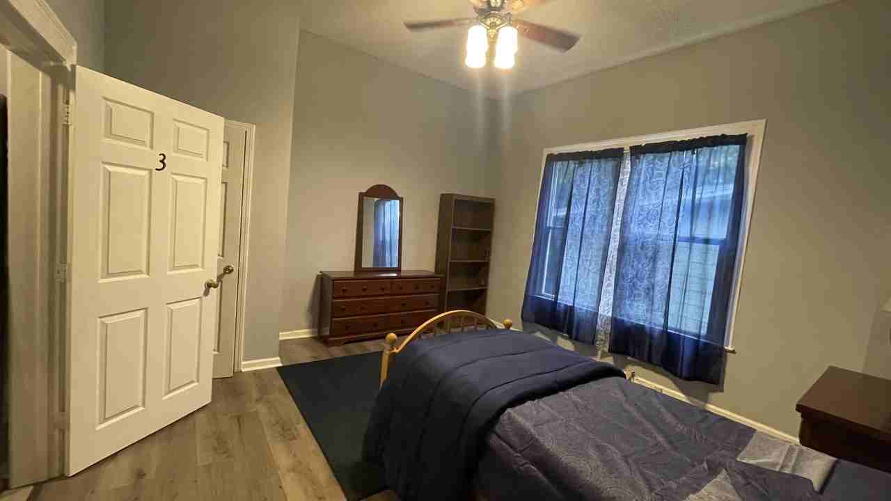 418 Atlantic Ave #1 - Photo 5 of 11