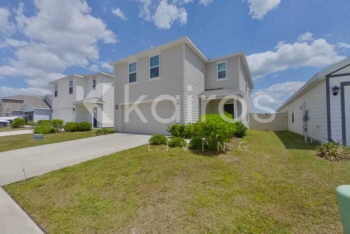 8675 Sw 43rd Ter - Photo 4 of 33