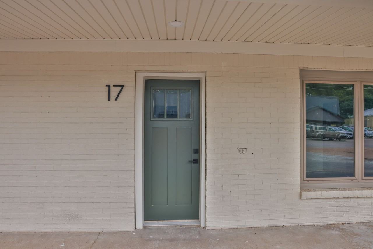 551 Elm St #17 - Photo 5 of 7