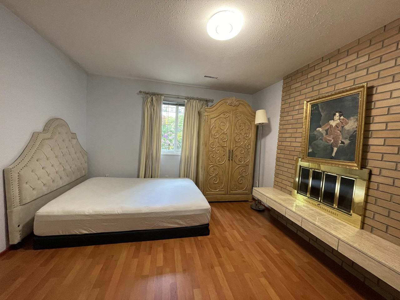7372 Waverley Avenue - Photo 4 of 9