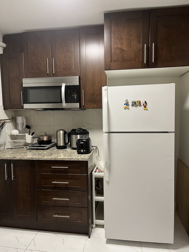 7372 Waverley Avenue - Photo 3 of 9