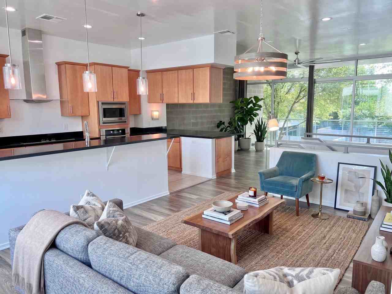368 S Farmer Ave #368 - Photo 5 of 34