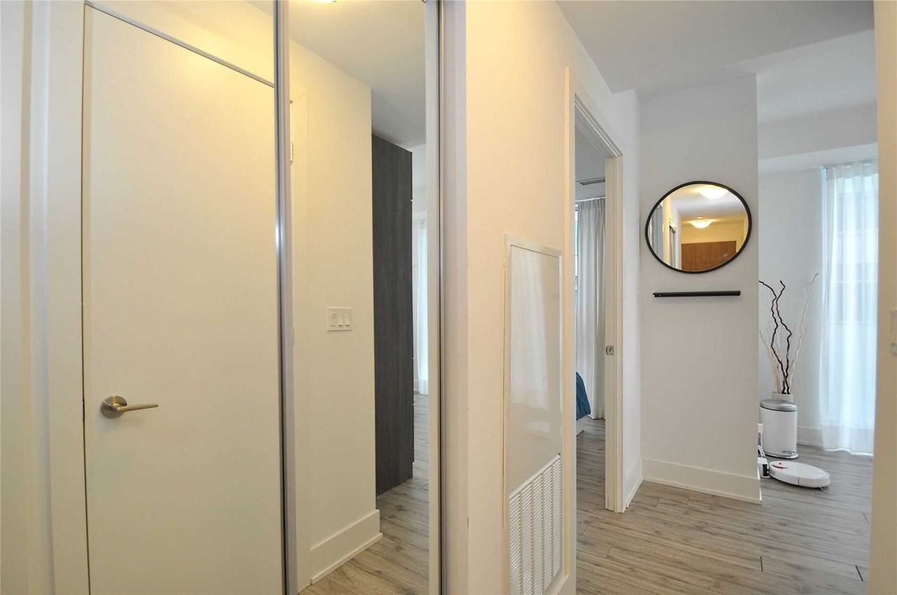 200 Bloor Street West - Photo 12
