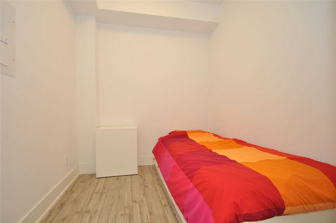 200 Bloor Street West - Photo 6