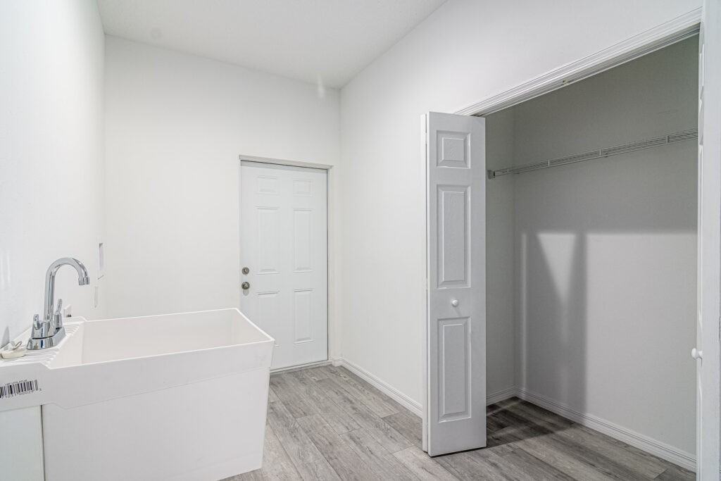 441 Helicon Ave Nw #NA - Photo 6 of 15