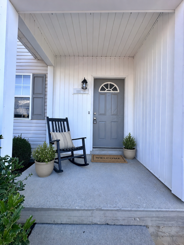 Valley View Townhomes - Photo 3 of 8