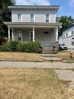 featured image of 633 Coit Ave Ne
