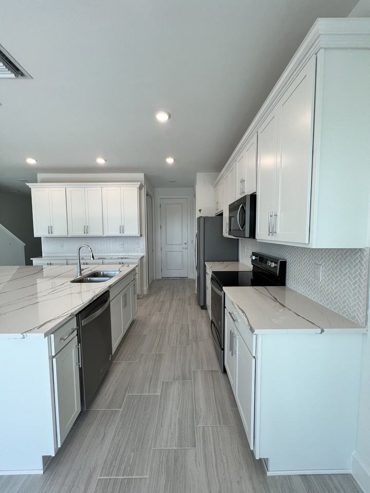 4086 Sonoma Oaks Cir #4086 - Photo 5 of 27