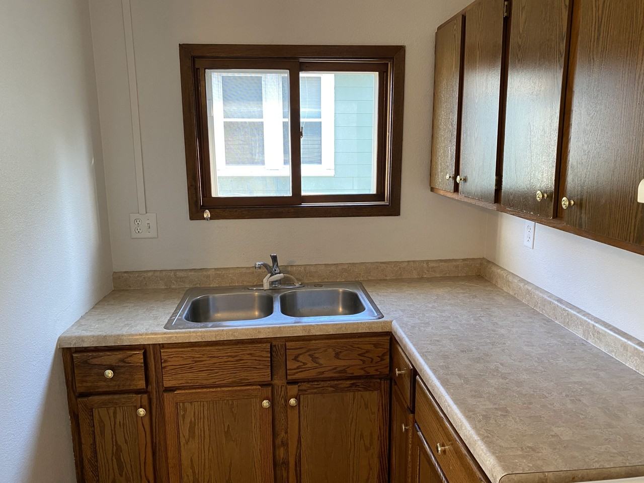 1118 N 12th St #1118A - Photo 5 of 12