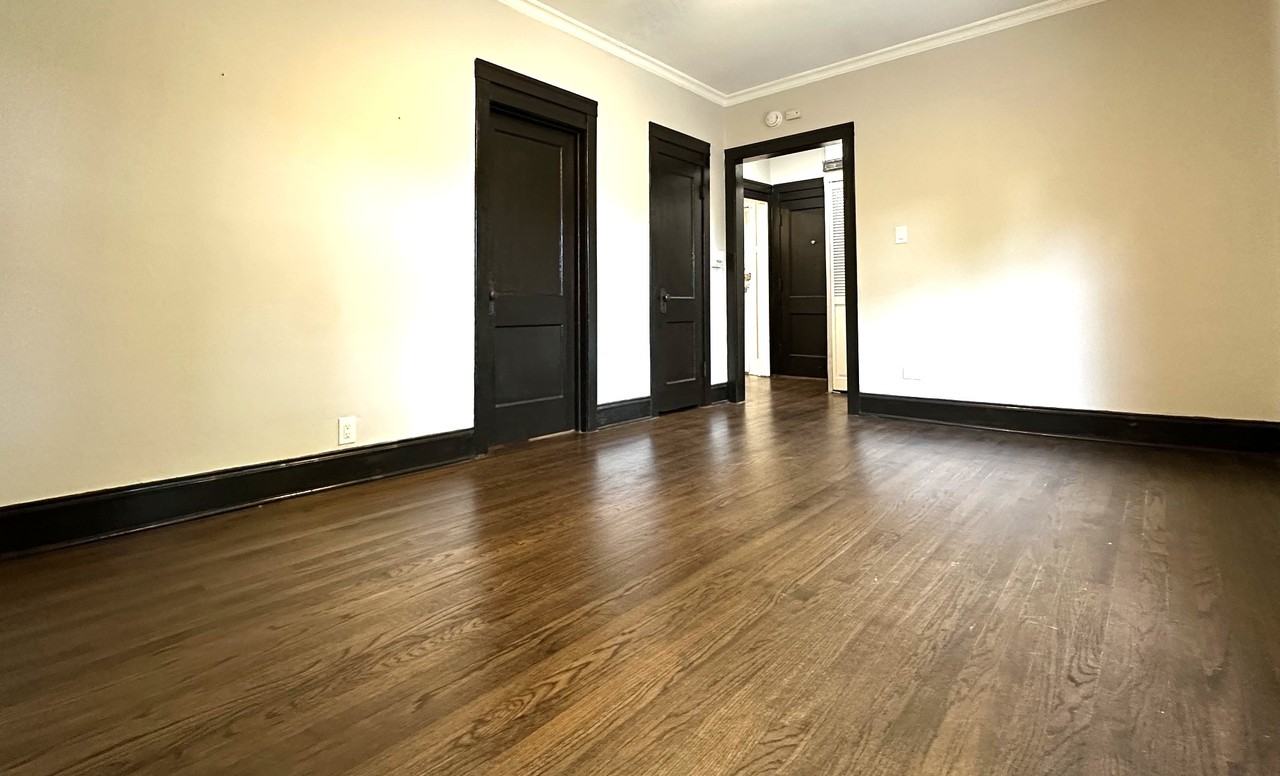 3502 3502 08 W. Grace St. #3508-2 - Photo 4 of 17