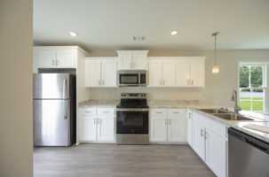 featured image of 2 Roundtree St
