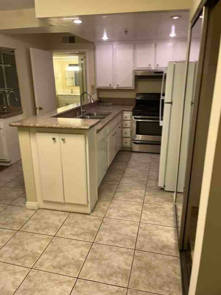 5143 Bakman Ave #102 - Photo 7 of 20