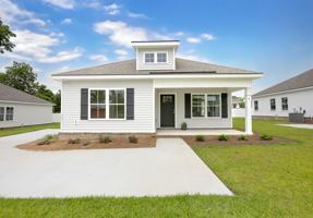 featured image of 4 Roundtree St