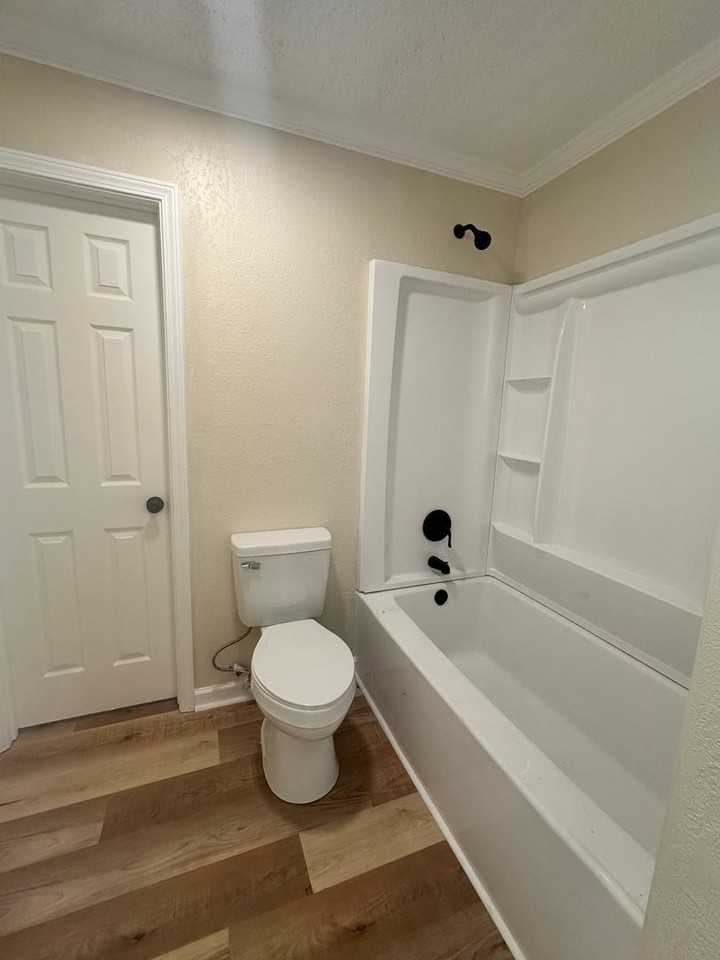 464 Mcdilda Dr - Photo 2 of 40
