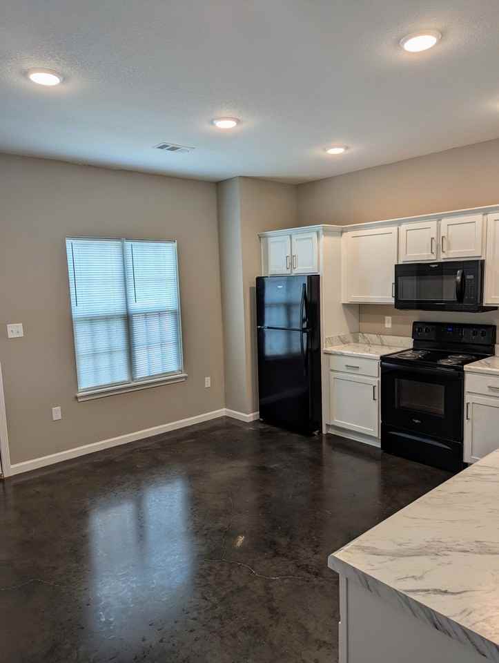 4325 Lazare #432 - Photo 4 of 21