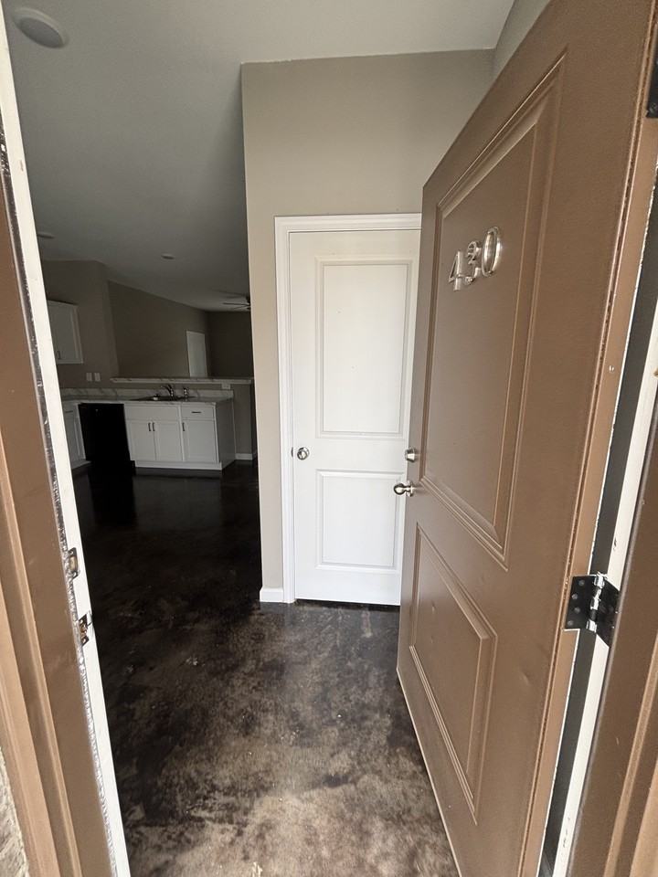 4323 Lazare #446 - Photo 3 of 22
